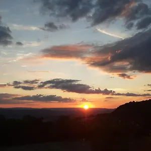 Chaleureux à La Campagne Hébergement de vacances Gissac